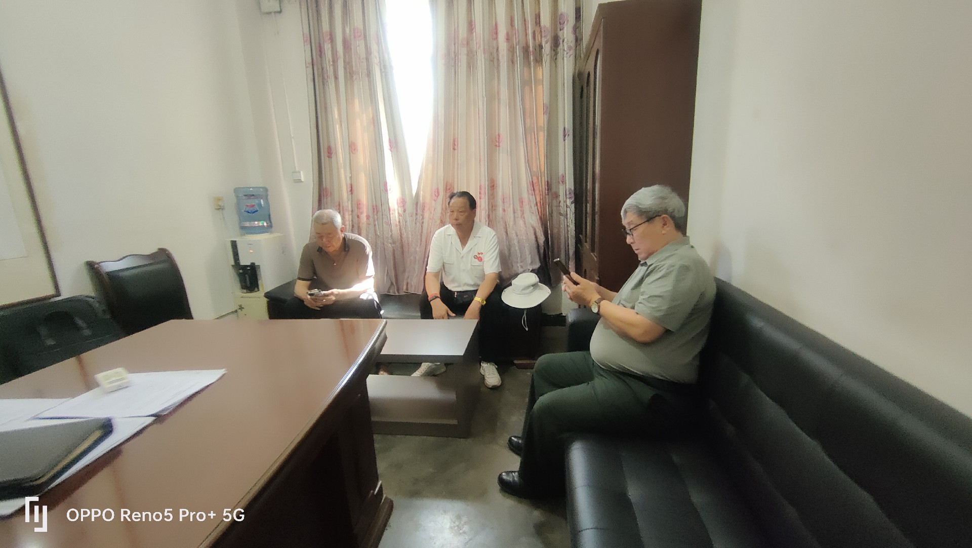 1750167376100141.jpg a772ab31fa104dafe6fd1fbf3c0b867.jpg